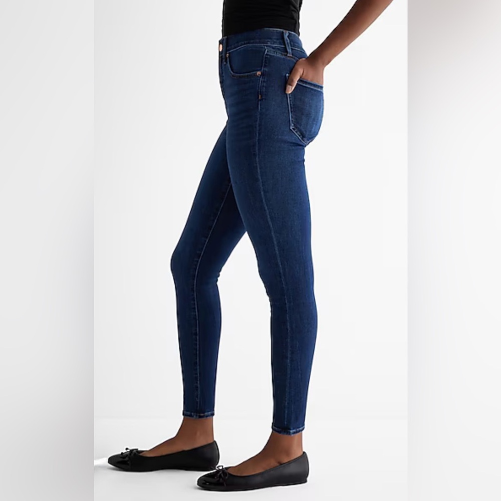 EXPRESS Mid Rise Dark Wash Skinny Jeans – Size 6 Regular - Picture 4 of 16